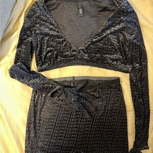 Skims Logo Velvet Set